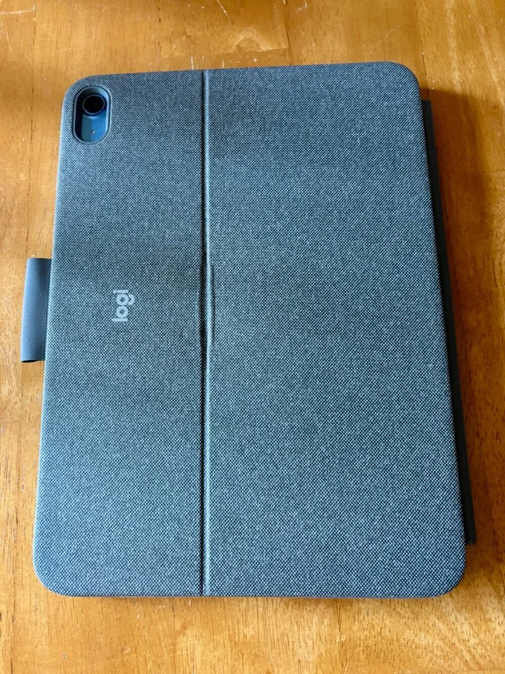 Logitech compatible ipad